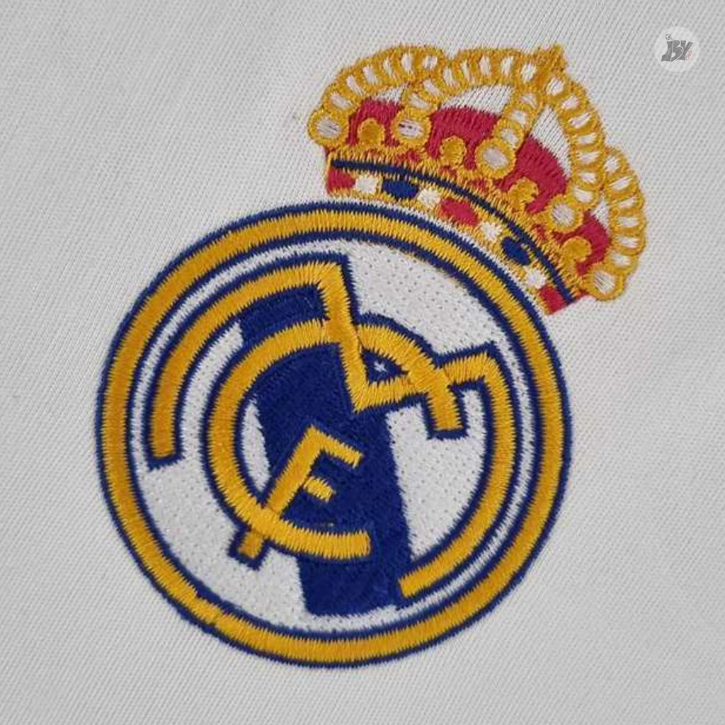 Real Madrid Local 22-23 - Versión Fan