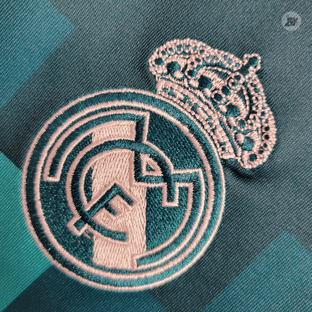Real Madrid Tercera 17-18 - Versión Fan