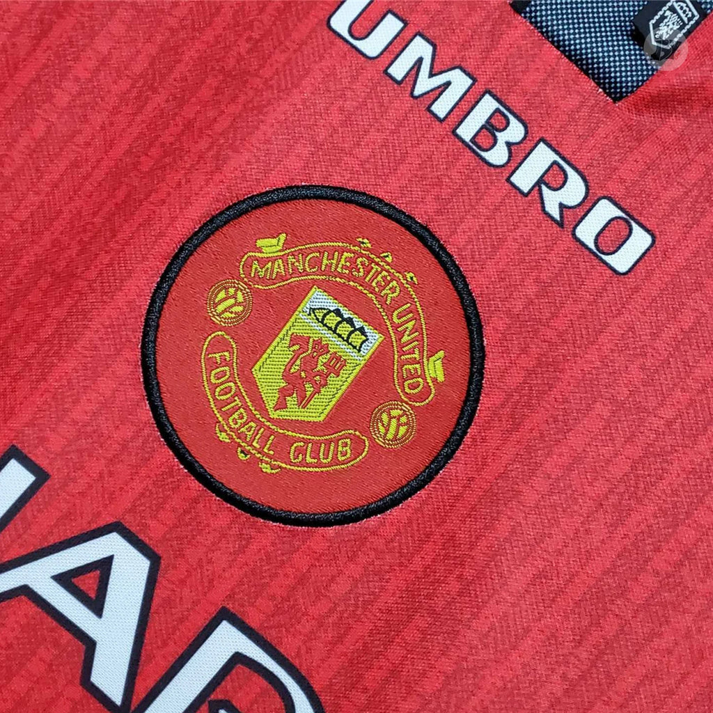 Manchester United Local 96-97 - Versión Retro
