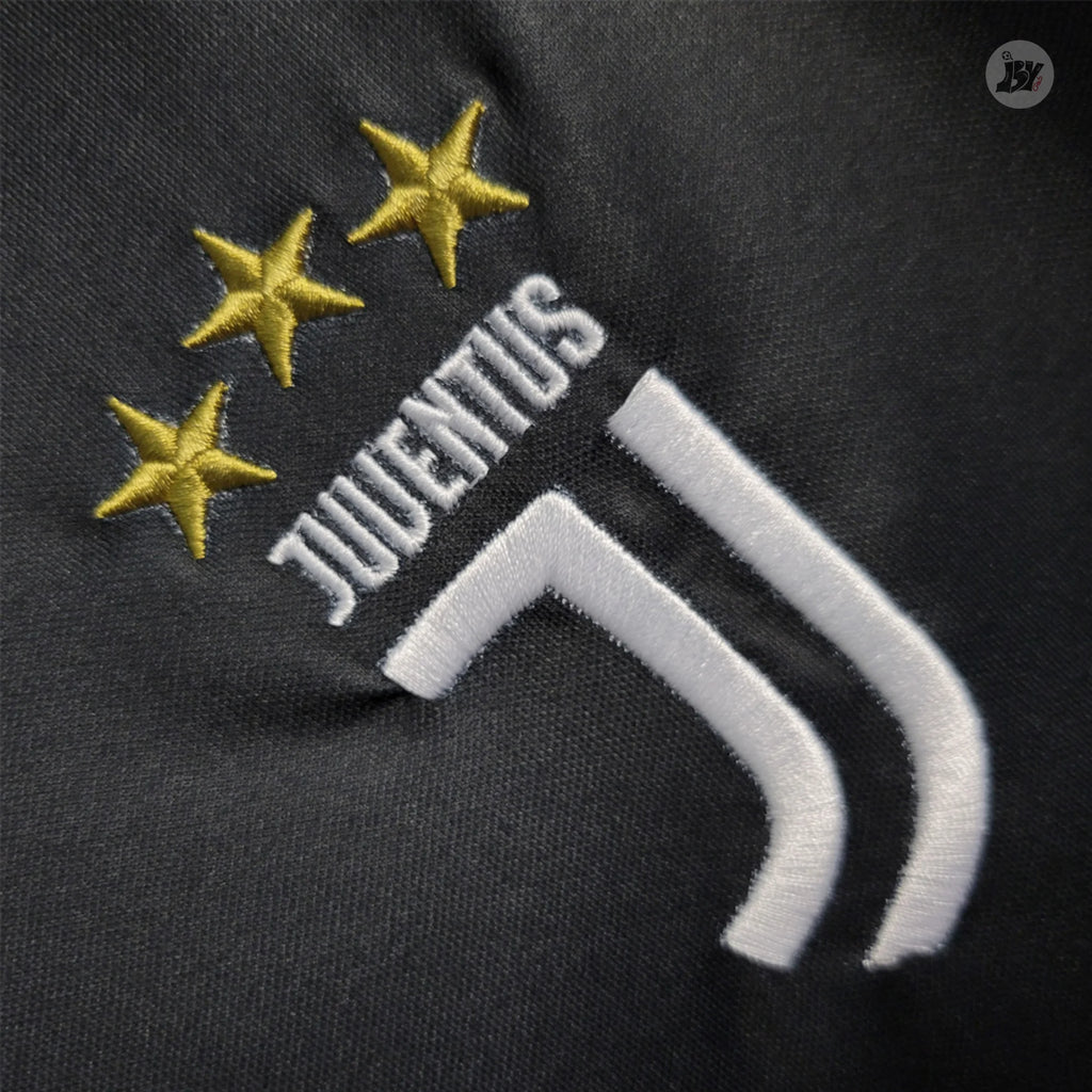 Juventus Local 19-20 - Versión Fan