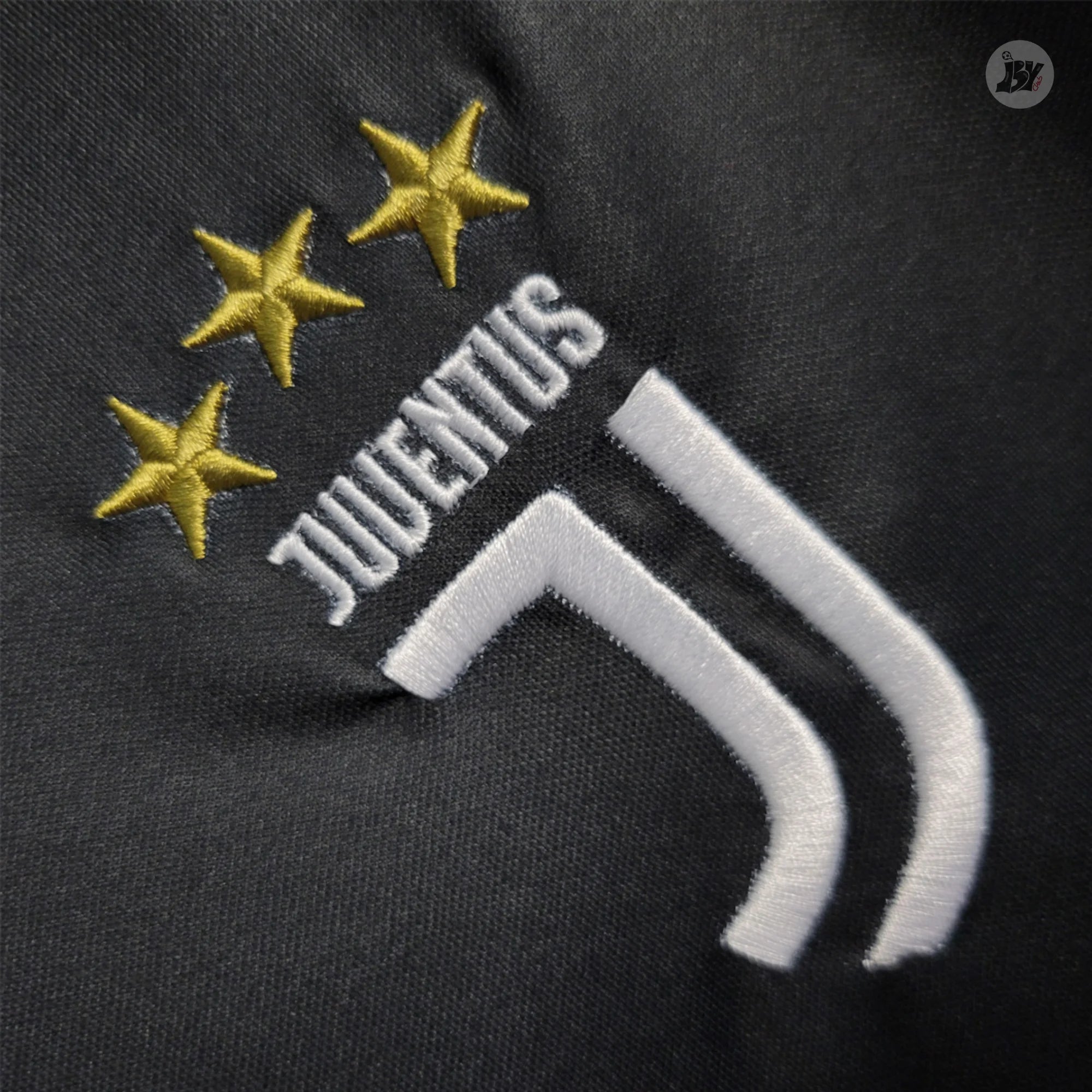 Juventus Local 19-20 - Versión Fan