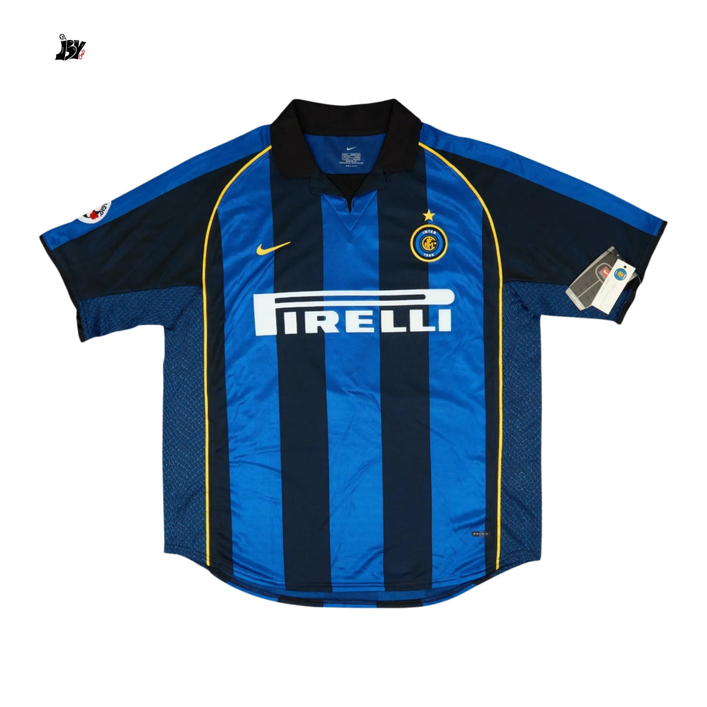 Inter Milan Local 01-02 - Versión Retro