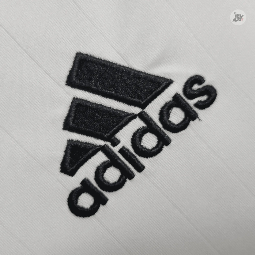 Real Madrid Local 2006/07 - Versión Retro