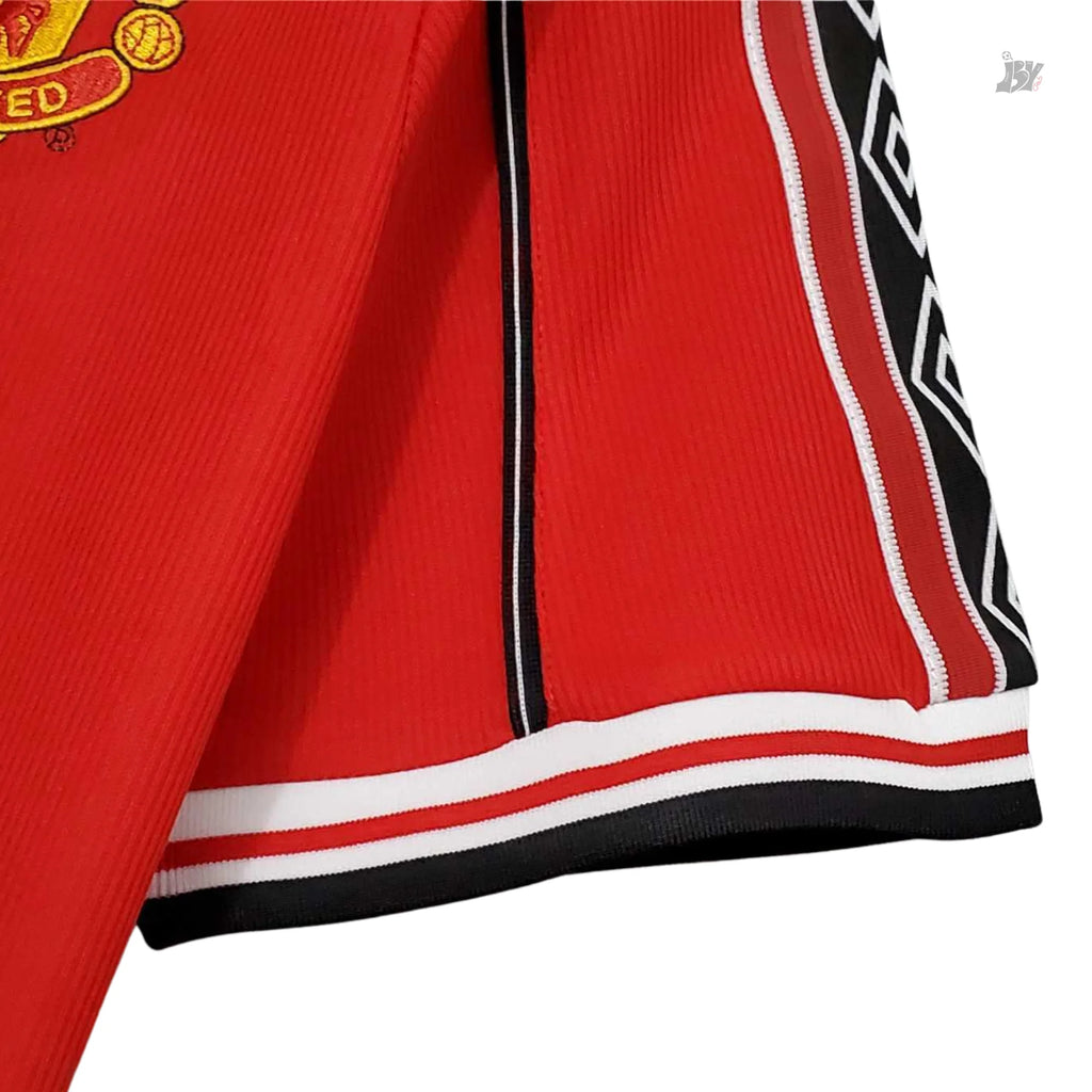 Manchester United Local 98-99 - Versión Retro