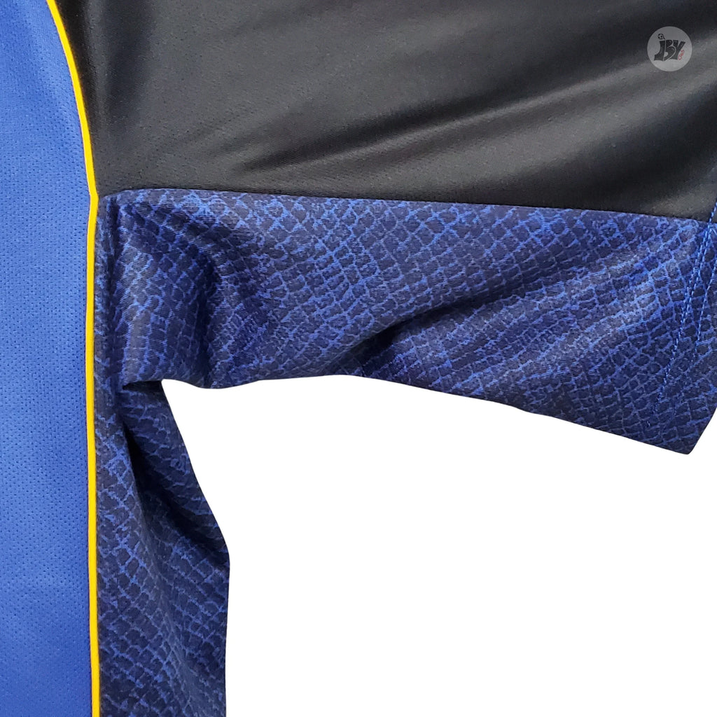 Inter Milan Local 01-02 - Versión Retro