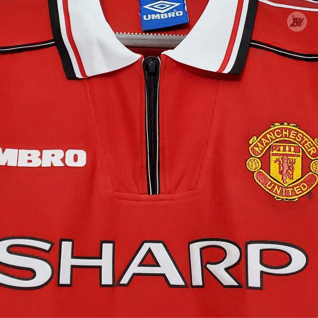 Manchester United Local 98-99 - Versión Retro