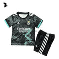 Real Madrid Edición Especial (Dragón Negro/Turquesa) 2025/26 - Versión Fan Niño