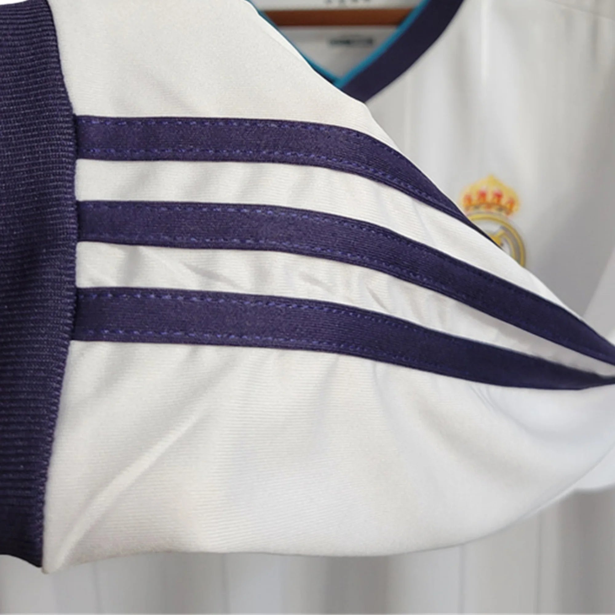 Real Madrid Local 2012/13 - Versión Retro